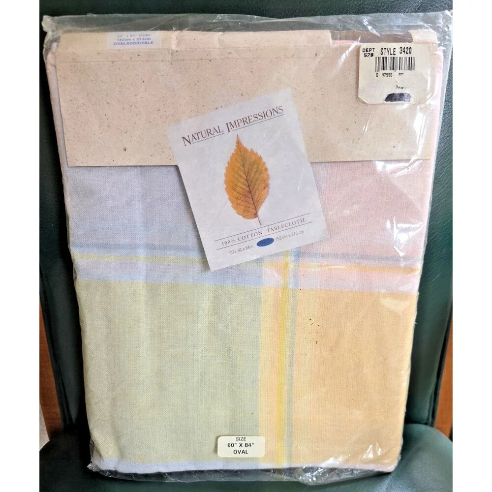 Natural Impressions Jacquard Tablecloth Oval 60 x 84